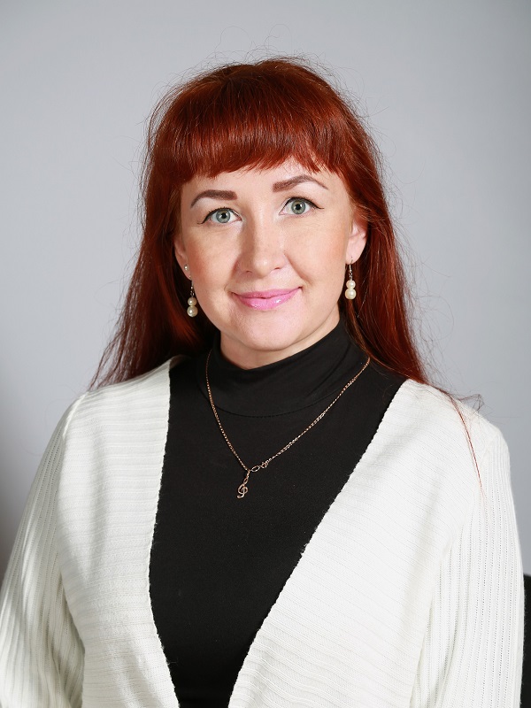Толстикова Екатерина Владимировна.